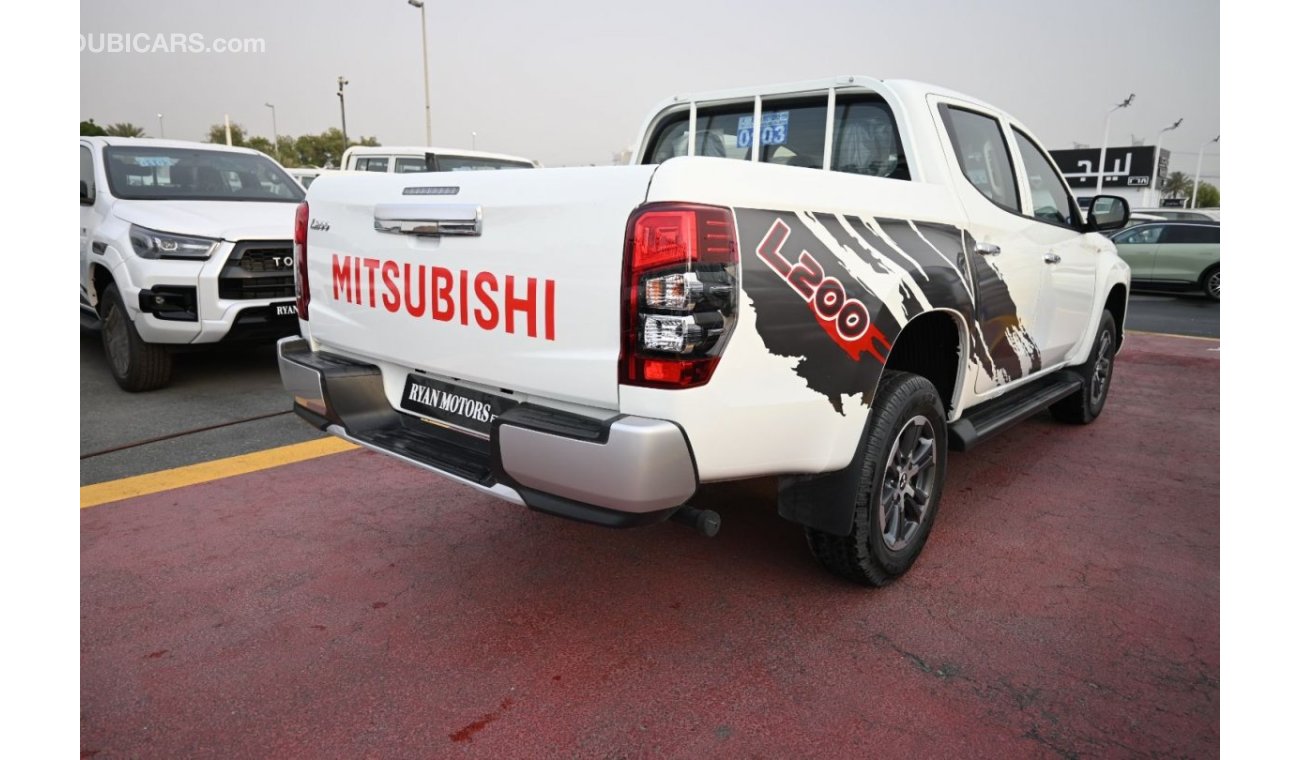 Mitsubishi L200 Mitsubishi L200 2.4L Petrol, Pick-up, 4WD, 4 Doors, Double Cabin, Manual Transmission, Power Window,