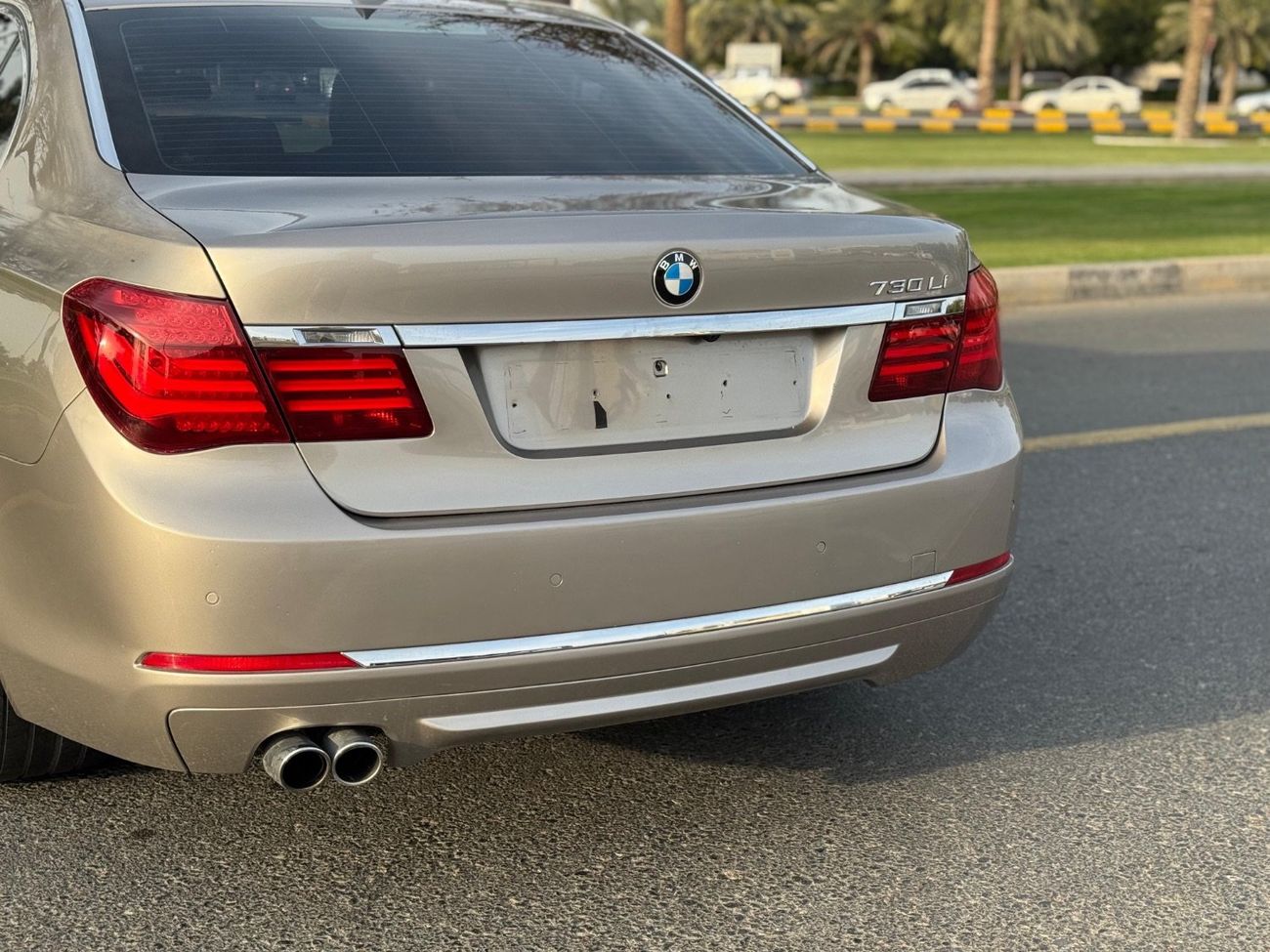 بي أم دبليو 730Li Executive 4.0L (5 Door)