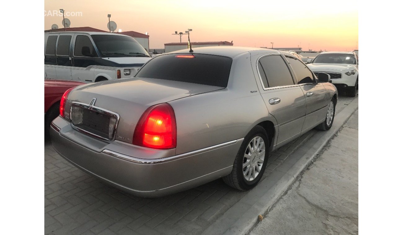 Lincoln Town Car