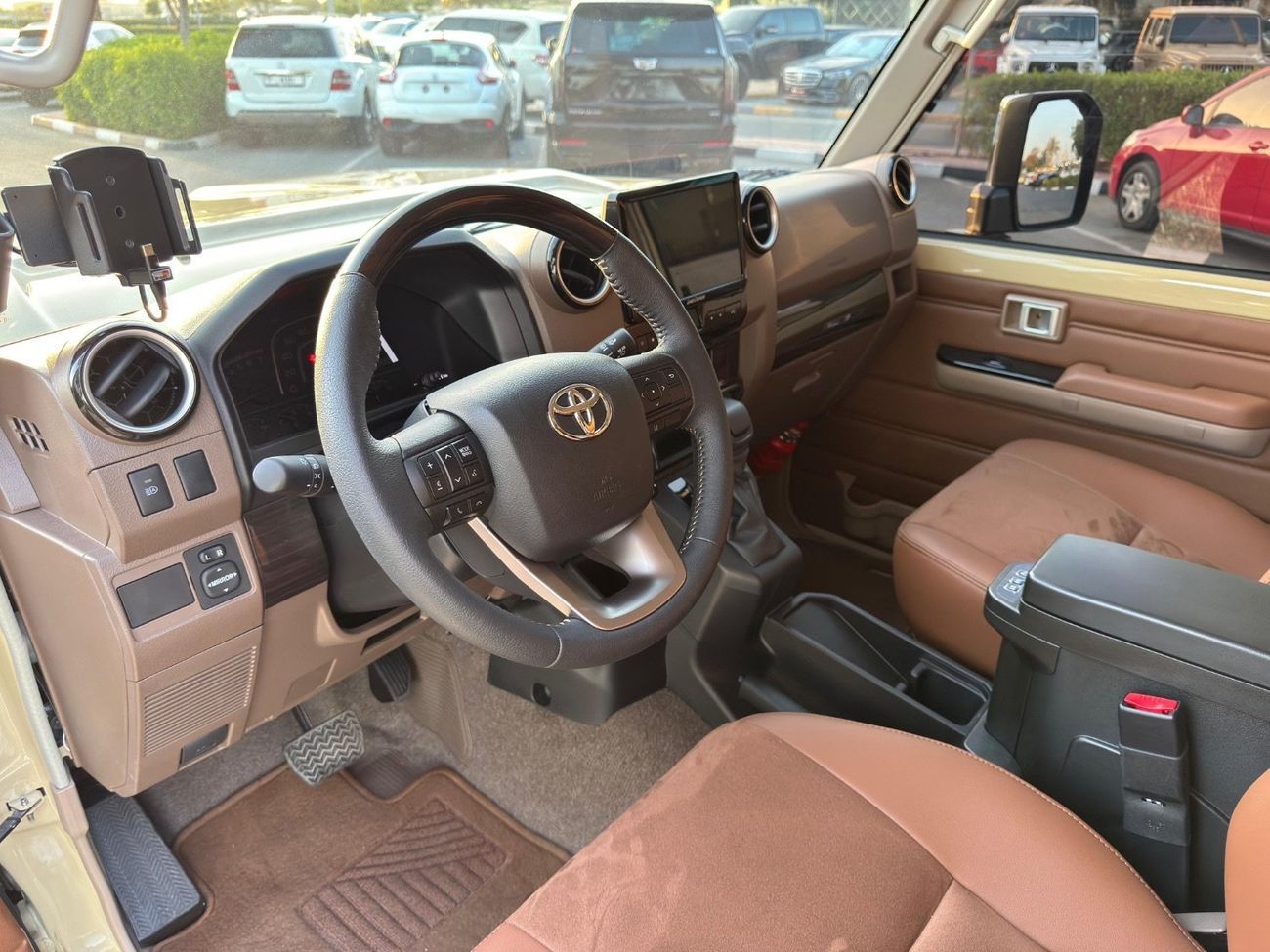 Toyota Land Cruiser LX V6