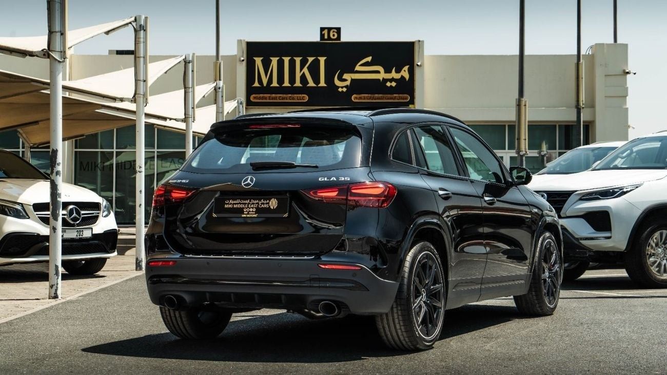 Mercedes-Benz GLA 35 AMG GLA 35 | AMG 4Matic | 2.0L | V4 | 2025