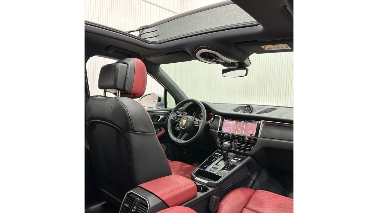 بورش ماكان 2023 Porsche Macan, December 2024 Porsche Warranty, Full Porsche Service History, Low Kms, GCC