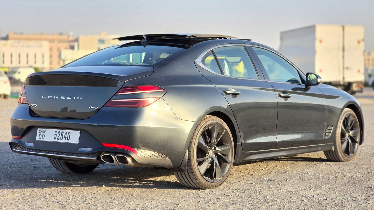 Genesis G70 V4 2.0L turbo