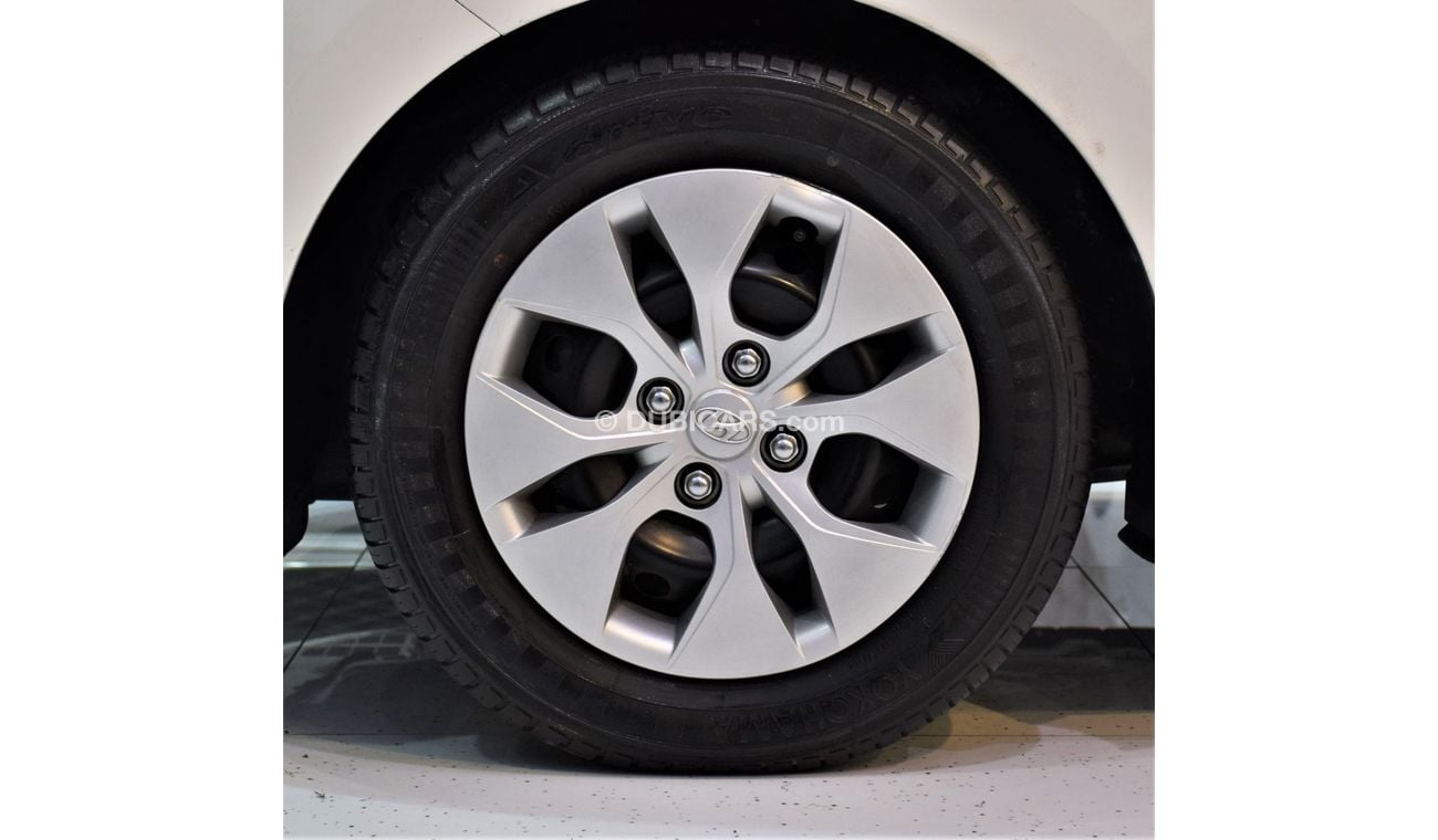 Hyundai i10 ORIGINAL PAINT ( صبغ وكاله ) ONLY 81,000KM Hyundai i10 2015 Model!! in White Color! GCC Specs