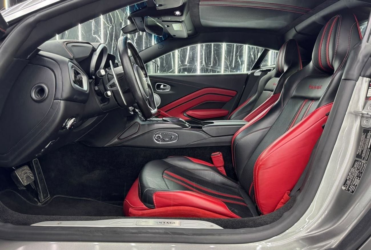 Aston Martin Vantage STD