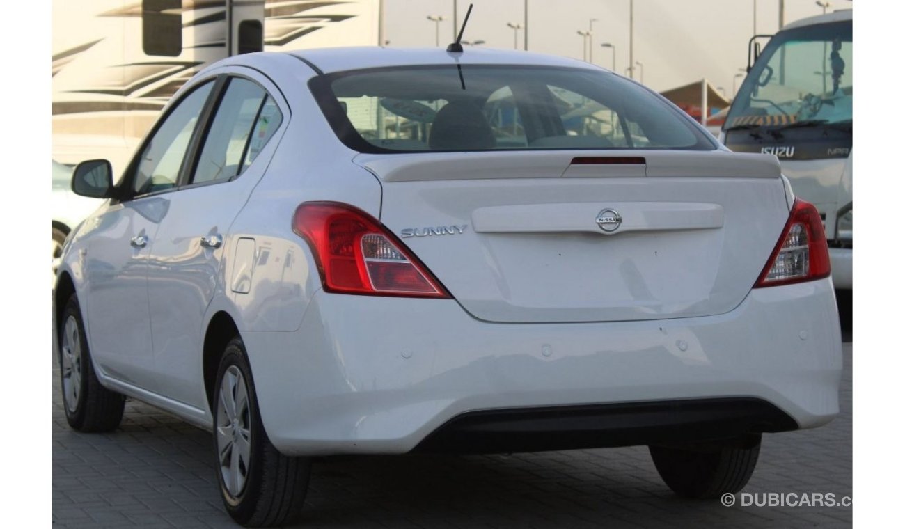 Nissan Sunny Nissan Sunny 2019 white GCC without accidents, very clean from  inside and outside