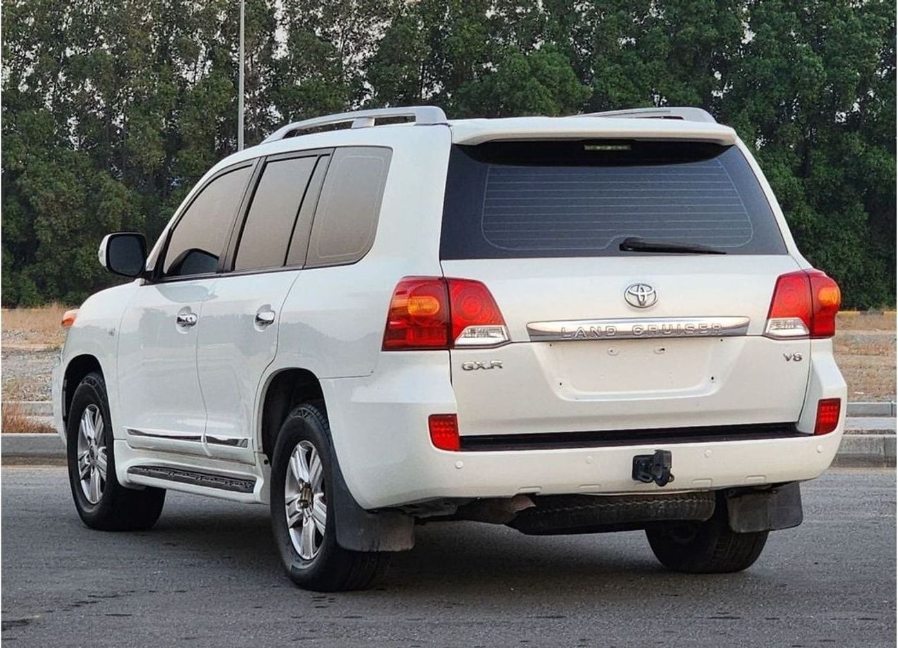 تويوتا لاند كروزر GXR 4.6L