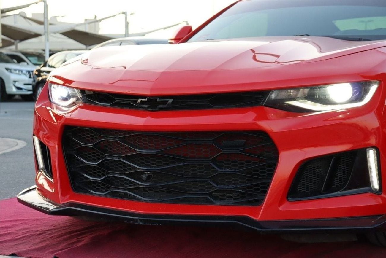 Chevrolet Camaro 3LT 3.6L Coupe Chevrolet Camaro RS / 2018 / GCC / Free Accident