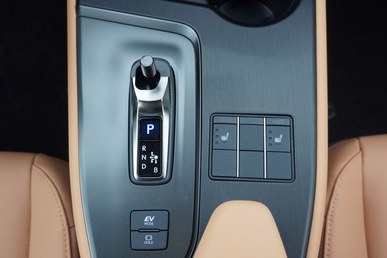 Lexus UX300h LEXUS UX 300H Premier 2.0L, HEV- 2025