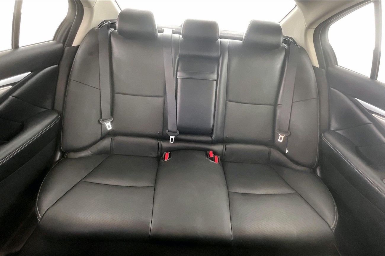 Infiniti Q50 Premium / Luxe | Guaranteed Warranty | 0 Down Payment