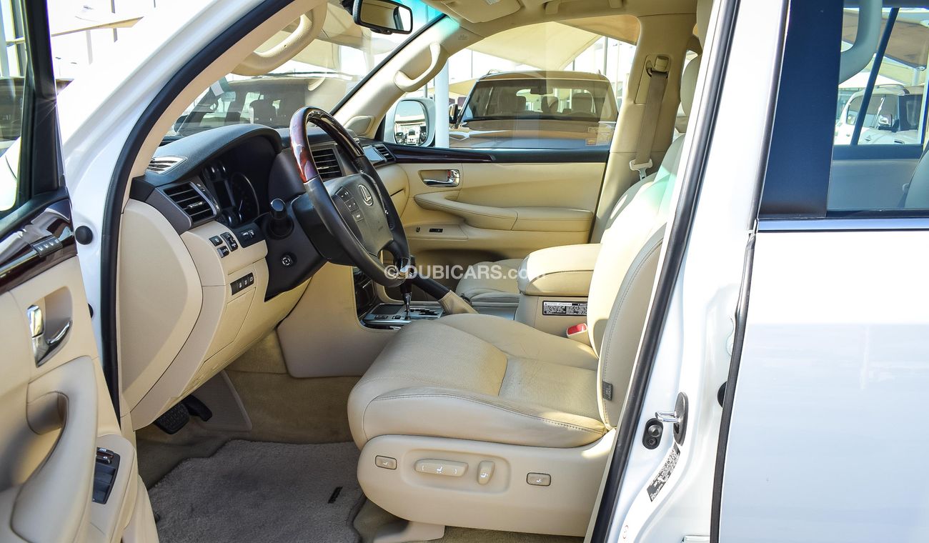 Lexus LX 570