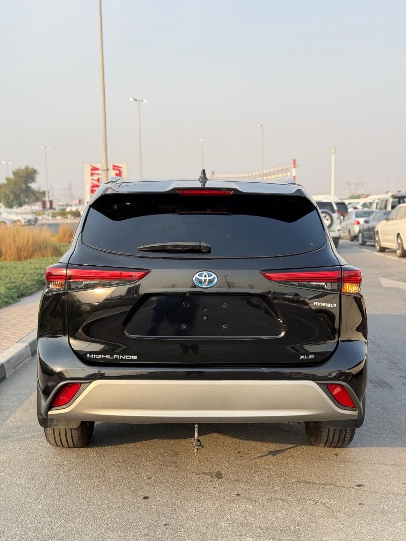 Toyota Highlander XLE Hybrid sunroof,leather,push start Full Option