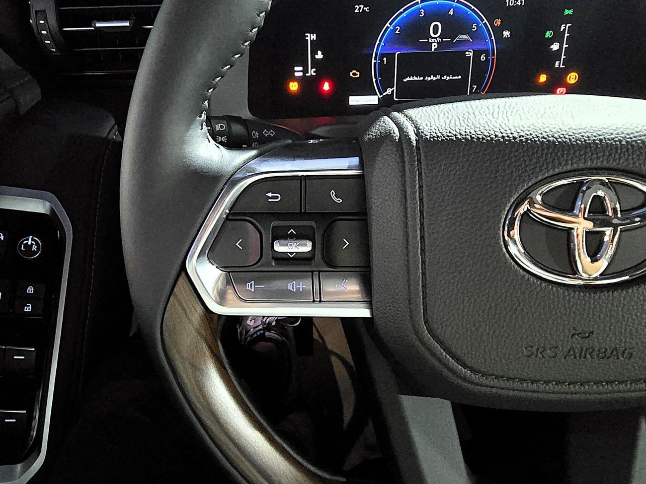 Toyota Land Cruiser Toyota Land Cruiser GXR 4.0L petrol 2025 black color