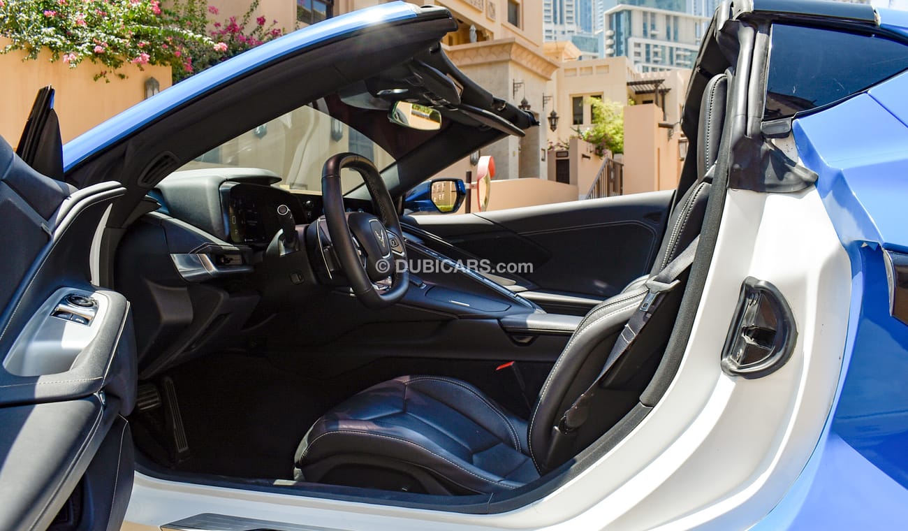 شيفروليه كورفت 6.2L 2LT Convertible