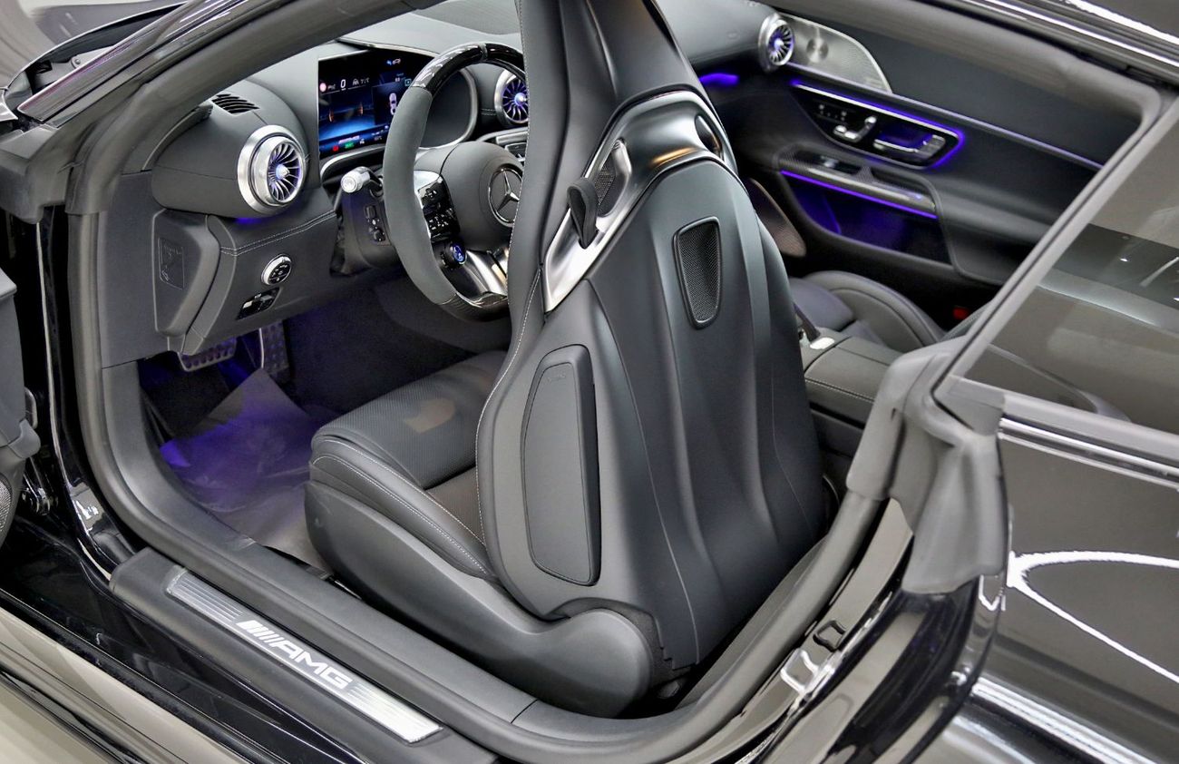 مرسيدس بنز أي أم جي جي تي 63 SE Performance (4 Door)