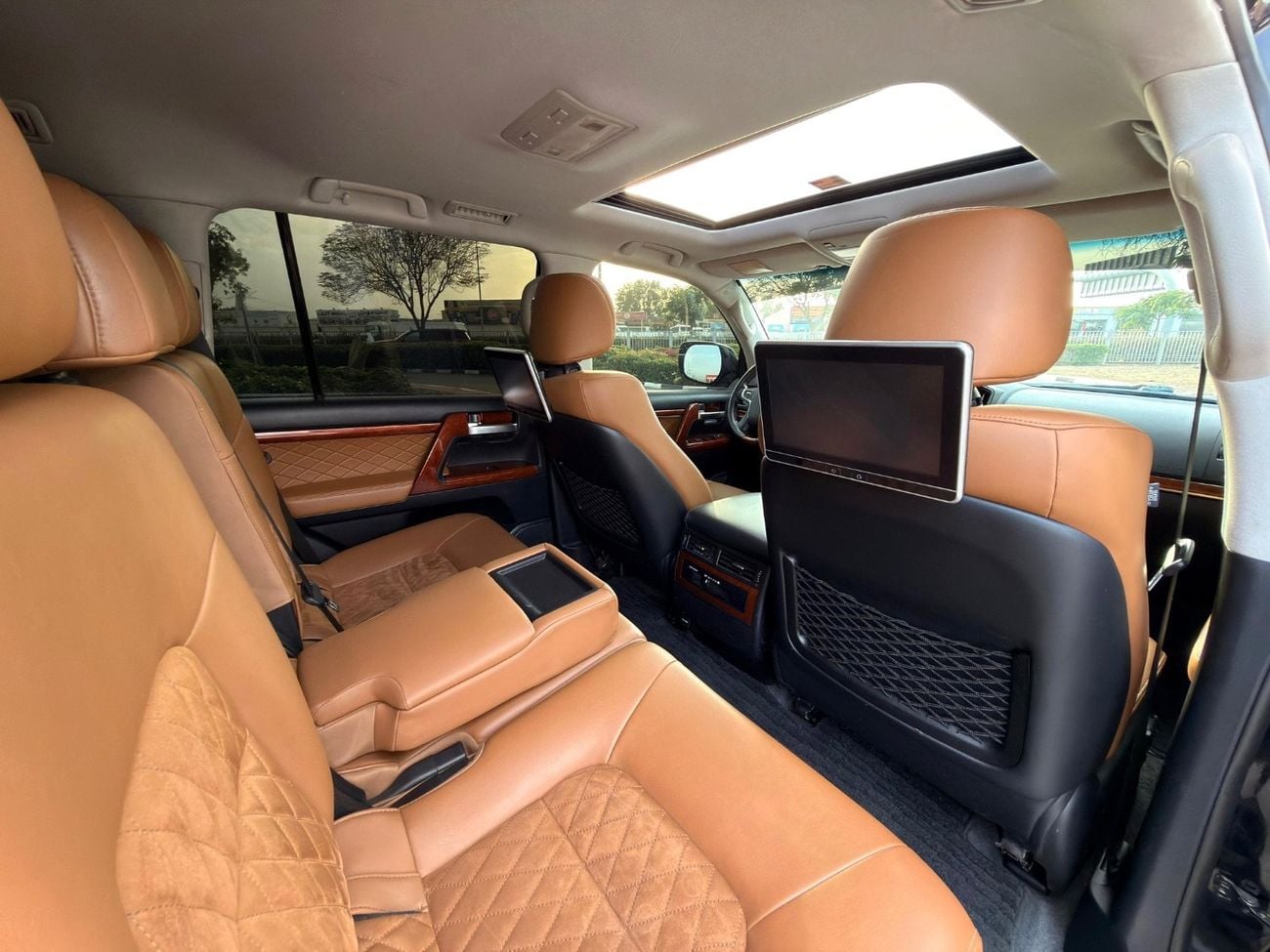 تويوتا لاند كروزر 