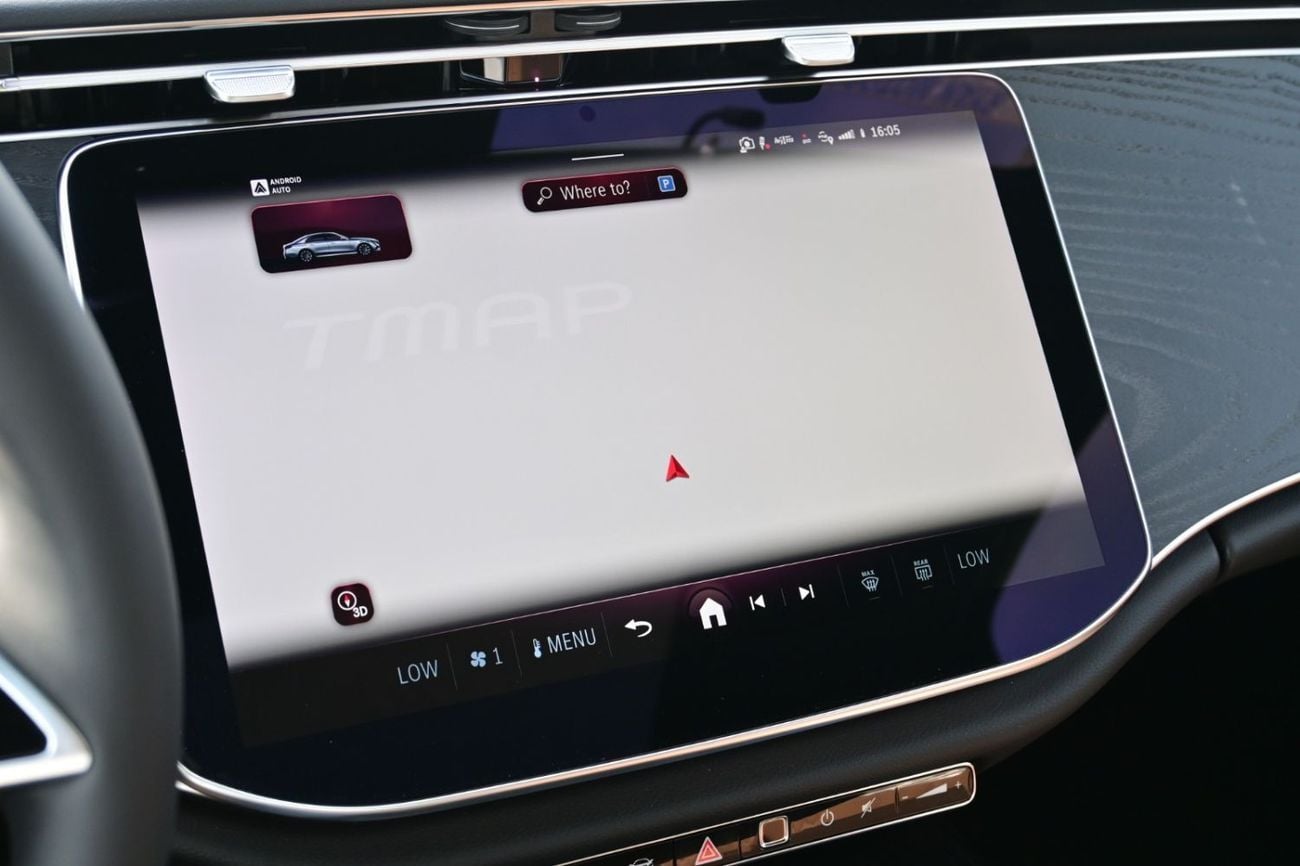 Mercedes-Benz E200 Mercedes-Benz E200 2.0L Turbo + Mild Hybrid Color Black Model2026