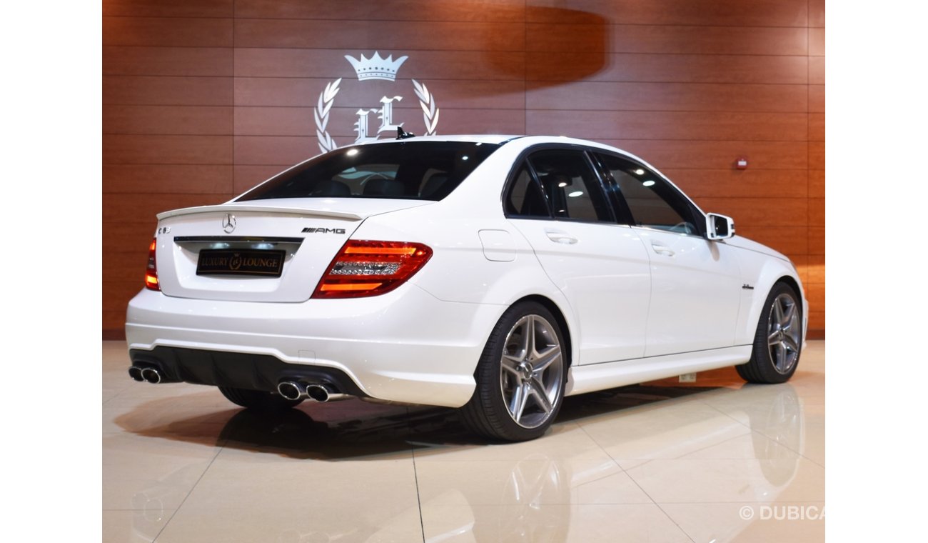 مرسيدس بنز C 63 AMG V8 AMG