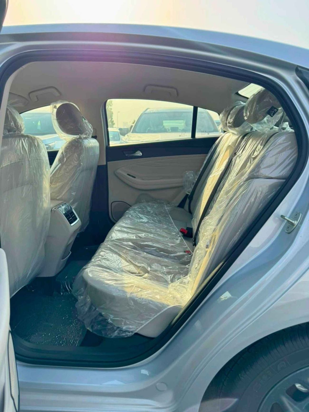 شيري ازيرو5 ARRIZO 5 || 1.5L PETROL V4 / GCC SPECS / KEY START / REAR PARKING SENSOR (CODE # TARZ)