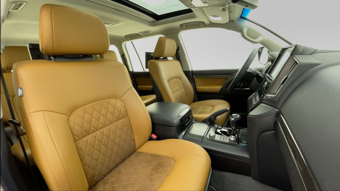 تويوتا لاند كروزر 2021 GXR GRAND TOURING | AED 3070/Month | 0 DP | 30 Day Return | Warranty