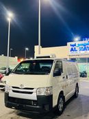 Toyota Hiace Commuter Standard