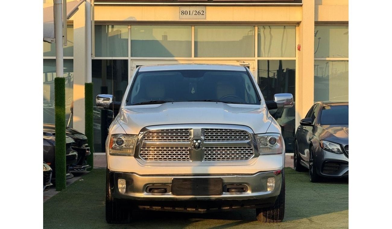 RAM 1500 Laramie Crew Cab 5.7L