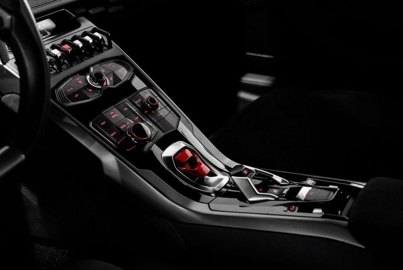 لامبورغيني هوراكان LP580-2  5.2L V10 / Japanese Spec 4.5B Grade