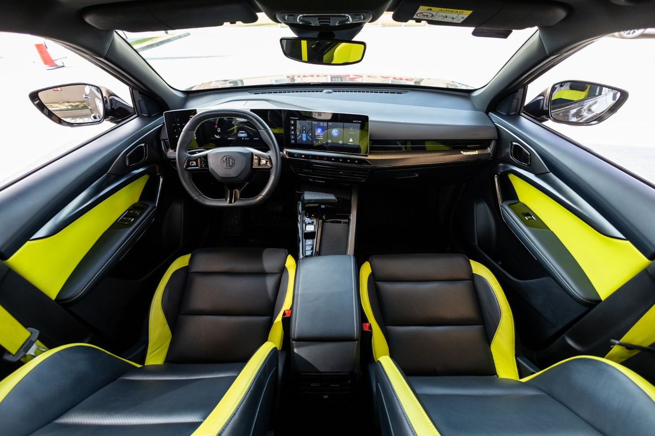 أم جي وان 1.5 LUX