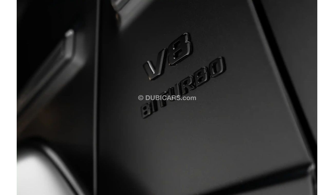 Mercedes-Benz G 63 AMG 4.0L V-8 Twin-Turbocharged Engine + eMotor