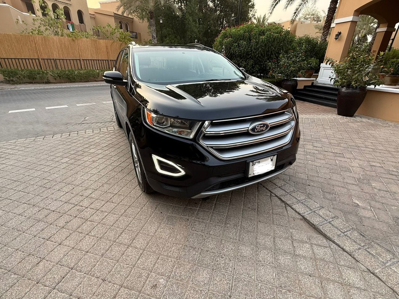 فورد إدج SEL