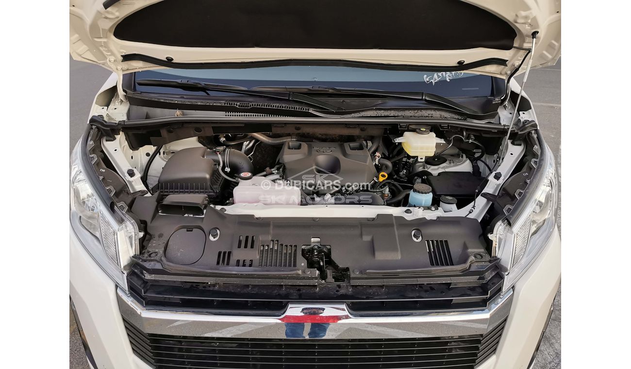 Toyota Hiace 2.8L Diesel, 16'' Rims, Manual Gear Box, Leather Seats, Front & Rear AC ( CODE # THHR03)