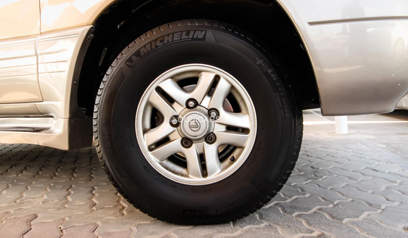 Lexus LX470