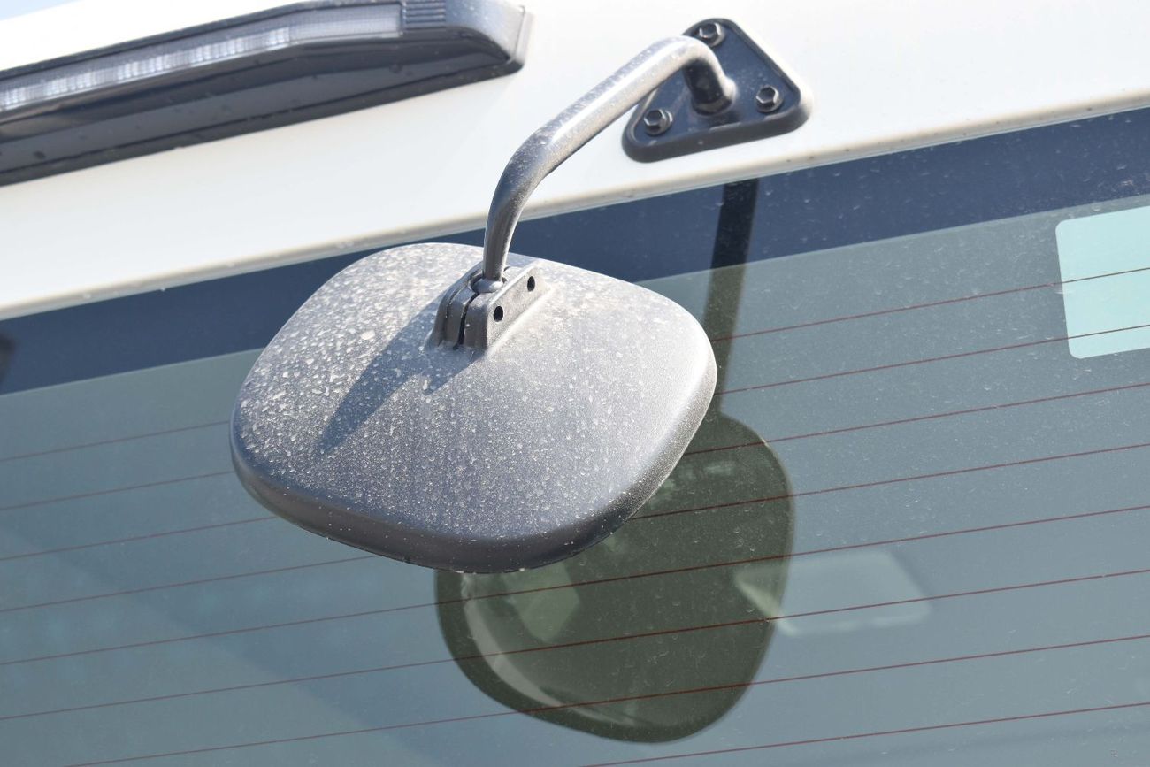 تويوتا كوستر 2.7L (23-Seater)