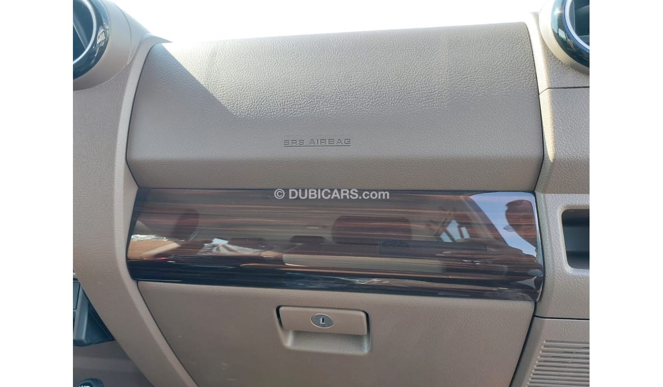تويوتا لاند كروزر 76 4.0L PETROL 2024YM New Shape
