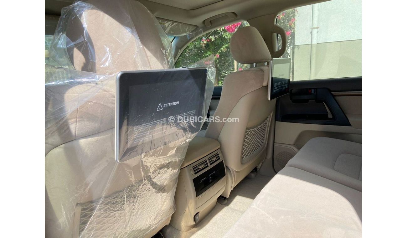 تويوتا لاند كروزر LAND CRUISER 4.6L WINCH 10 AIRBAGS, .SUNROOF. REMOTE ENGINE STARTER. REAR DVD FOR EXPORT ONLY
