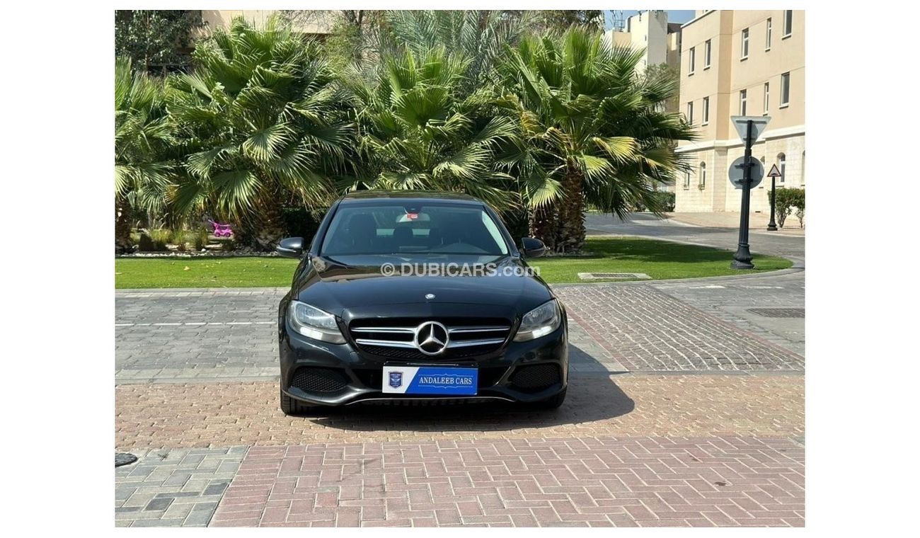 Mercedes-Benz C 200 1320 P.M || MERCEDES C200 || 2.0L V4 ll ORGINIAL PAINT ll 0% DP ll GCC || PREFECT CONDITION