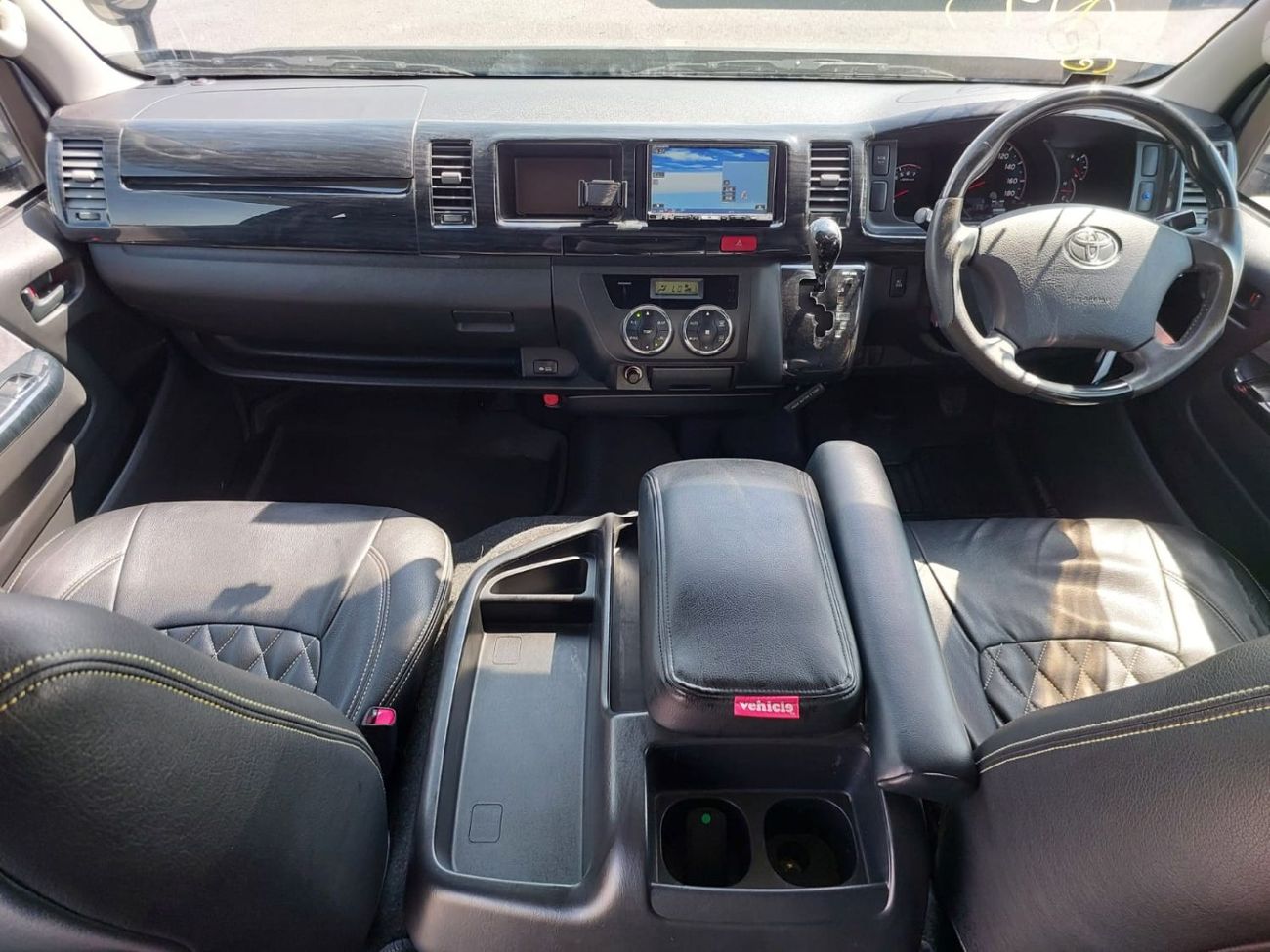 Toyota Hiace (RAMADAN OFFER) TOYOTA HIACE VAN RHD 2010 MODEL 2.7 L PETROL AUTOMATIC(PM20787)