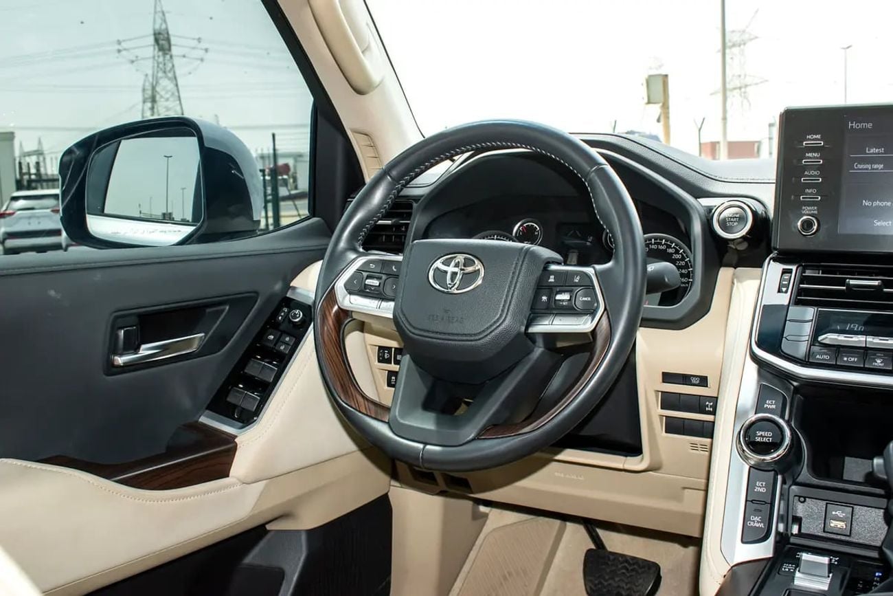 Toyota Land Cruiser GXR 4.0 - UNDER WARRANTY GCC SPECS - EXCELLENT CONDITION