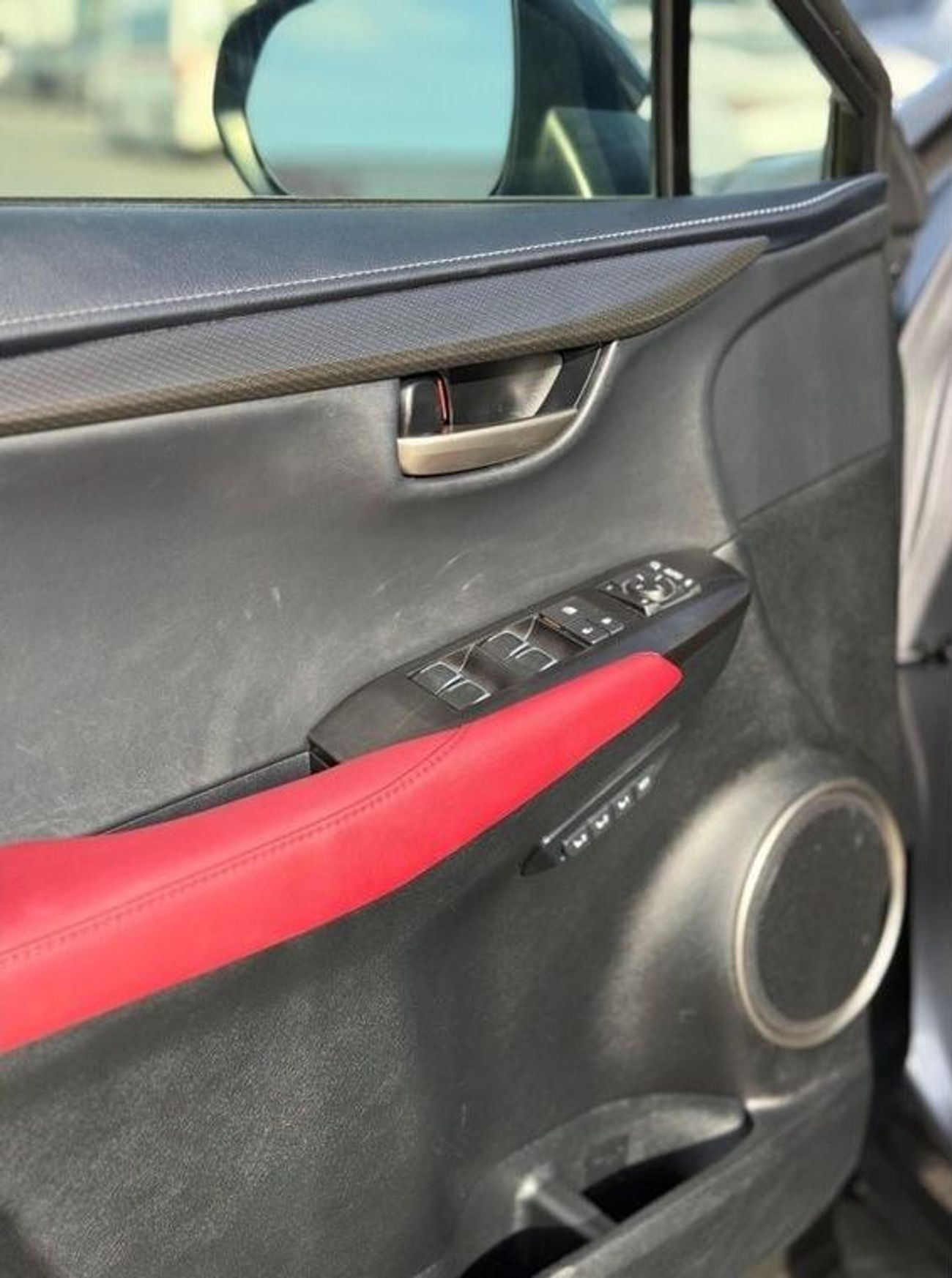 Lexus NX300 Premium Red interior, Sunroof