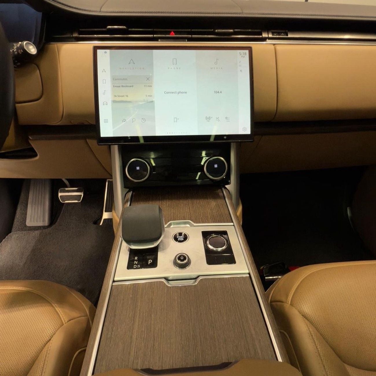 Land Rover Range Rover HSE P530 Land Rover Range Rover 2023 GCC specs