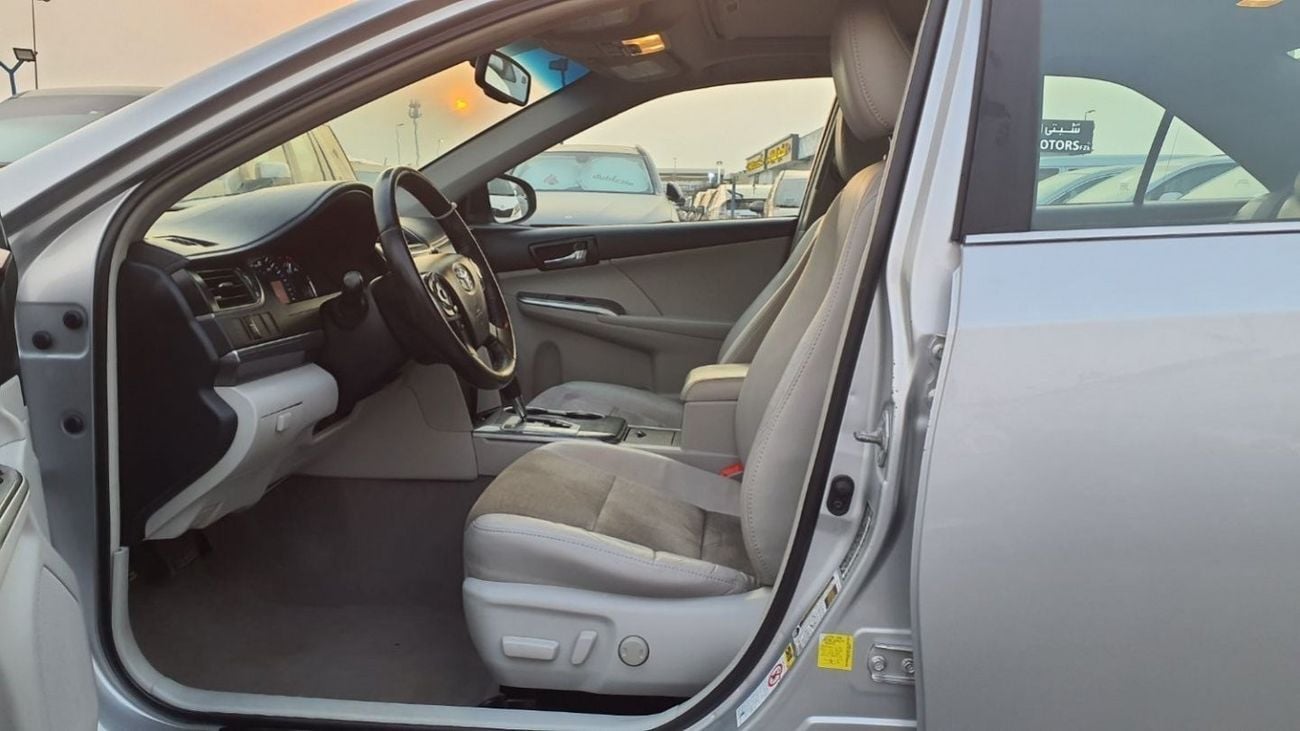 تويوتا كامري Fresh Import Full Option XLE