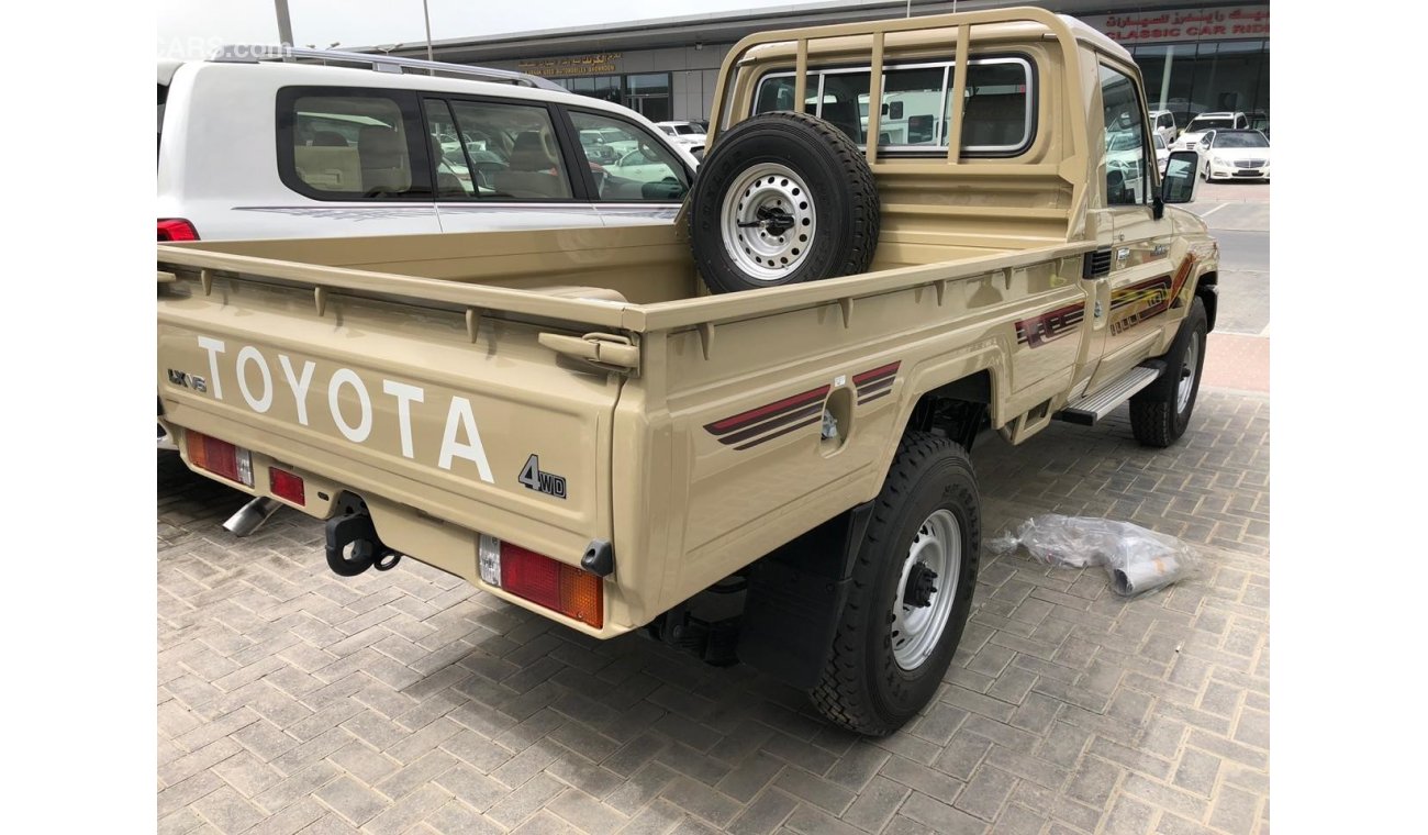 Toyota Land Cruiser Pick Up LX V6 4.0 2019