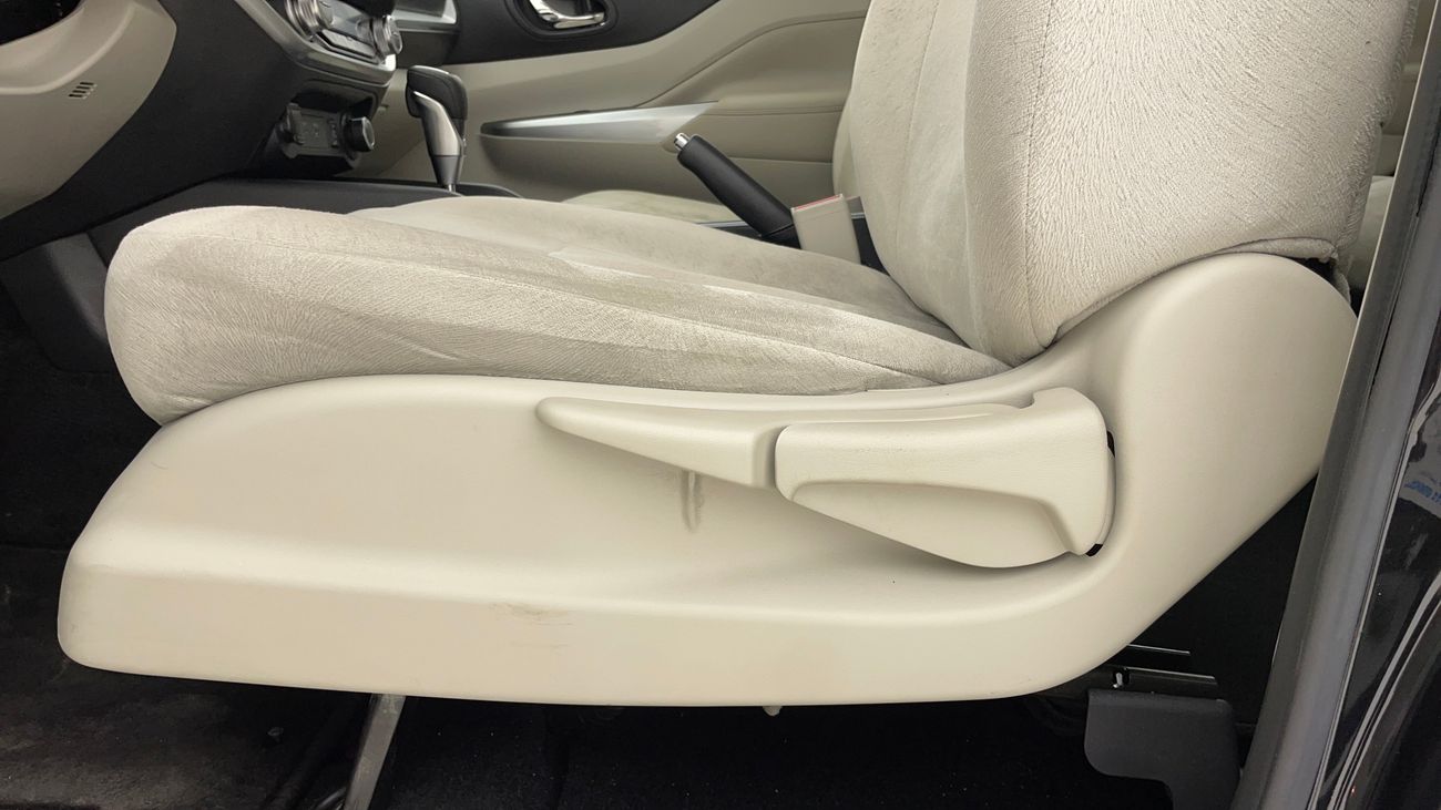 نيسان إكستيرا TITANIUM 2.5 | بدون دفعة مقدمة | اختبار القيادة في المنزل