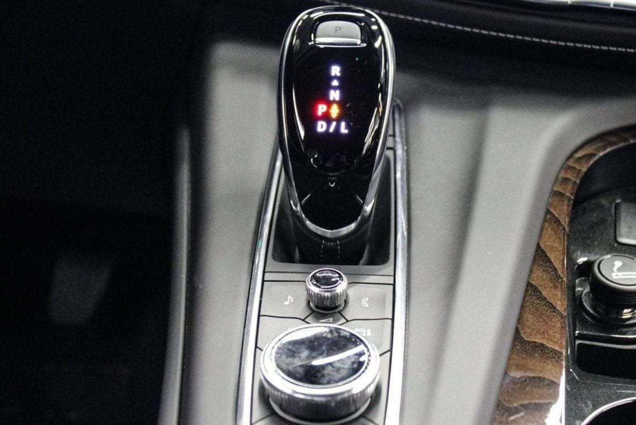 Cadillac Escalade CADILLAC ESCALADE 4WD PREMIUM LUXURY PLATINUM 2023 | 318000 AED EXPORT PRICE