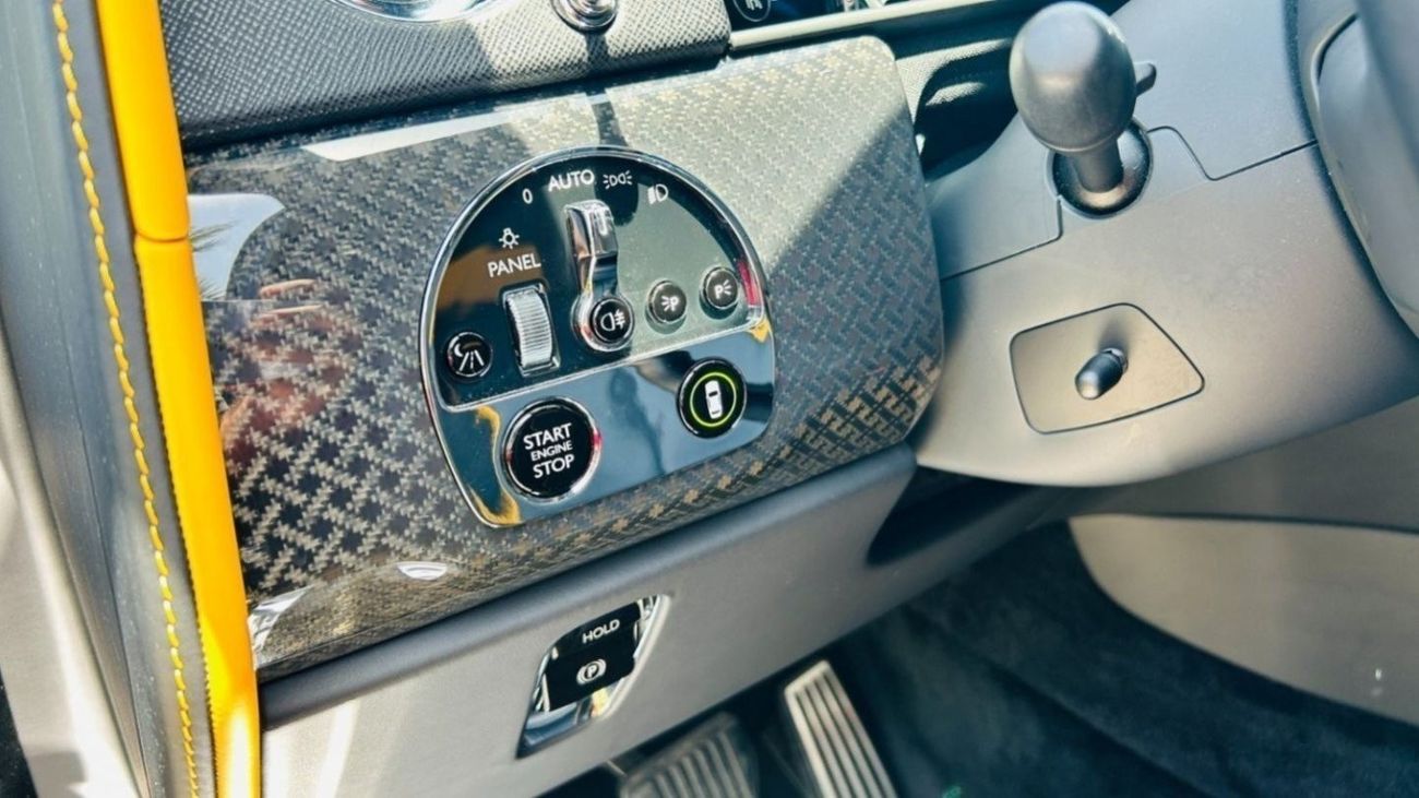 Rolls-Royce Cullinan ROLLS ROYCE CULLINAN 2021 BLACK BADGE | FSH | UNDER WARRANTY | STARLIGHT | GCC SPECS