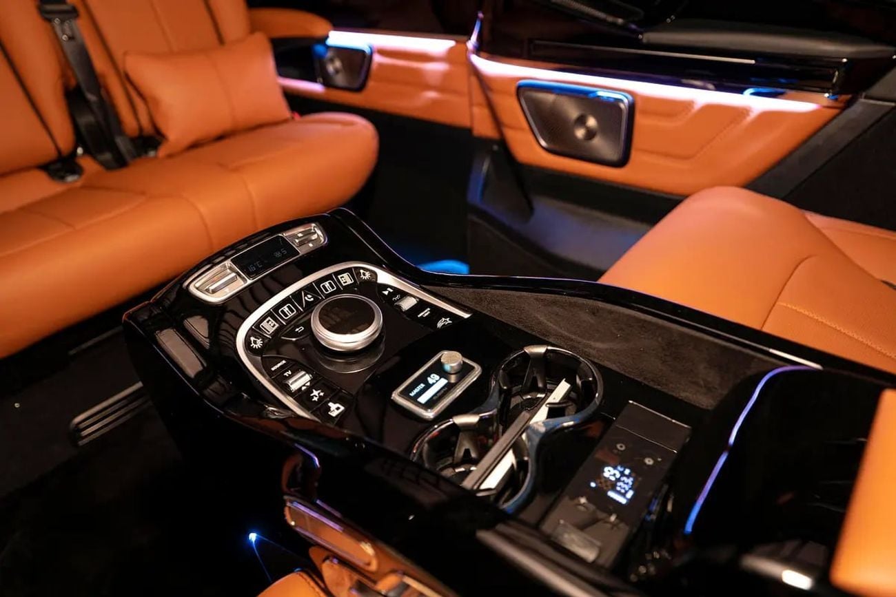 مرسيدس بنز V 300 NEW ARRIVAL 2026 MODEL VIP MERCEDES GCC V300 with ADDITIONAL REAR AC - 2 Years Warranty by VLINE