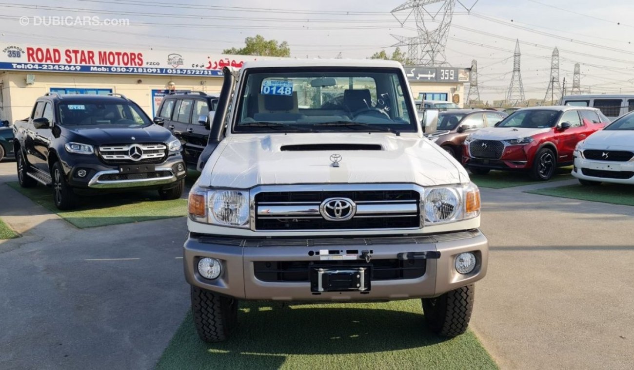 تويوتا لاند كروزر بيك آب 70SERIES - 2021 - DSL V8 - M/T - 0KM 4.5L - 4X4