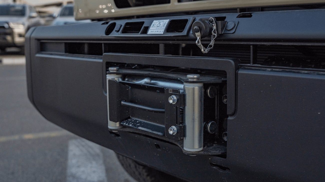 Toyota Land Cruiser Pick Up ECT0111 - Toyota LC79 DCab - 4.0L Ptr At Full Beige 2025