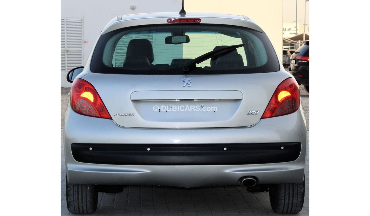 Peugeot 207 Peugeot 2008 GCC in excellent condition without accidents, very clean from inside and outside