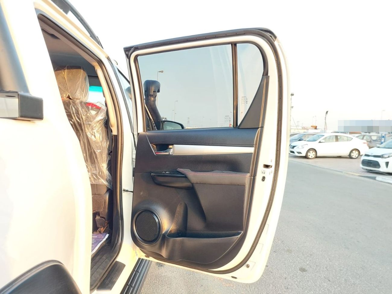 تويوتا هيلوكس TOYOTA HILUX PICKUP RHD 2018 MODEL 2.8 L DIESEL AUTOMATIC(PM29171)